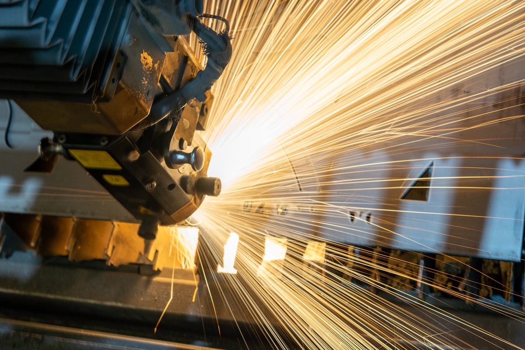 How to use artificial intelligence to create an effective resume: 5 technologies that will help you stand out in the job market in 2025.